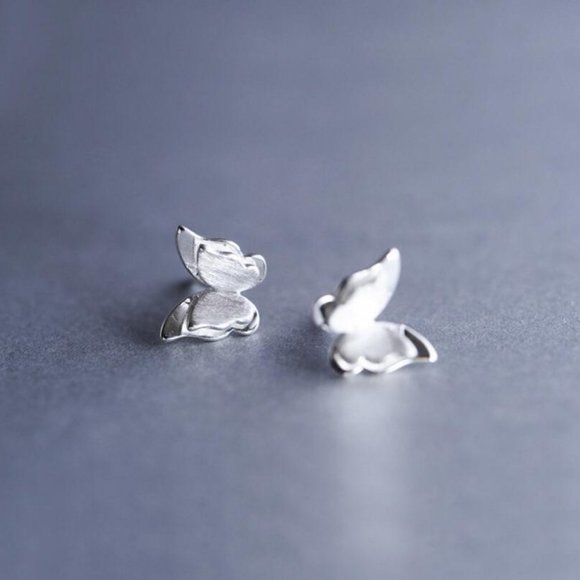 NEW 925 Sterling Silver Butterfly Stud Earrings - Picture 4 of 8